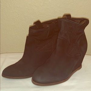 Lucky Brand vintage booties